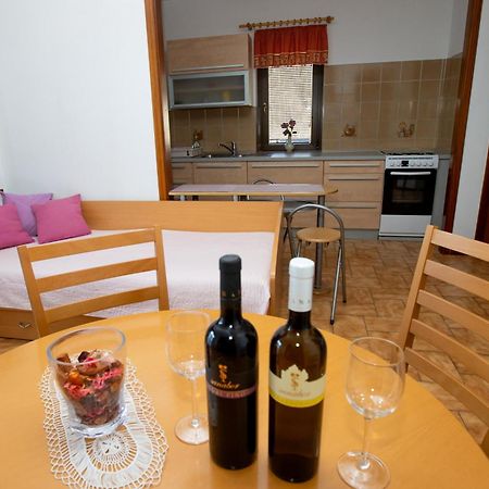Guesthouse Sanabor ポストイナ エクステリア 写真