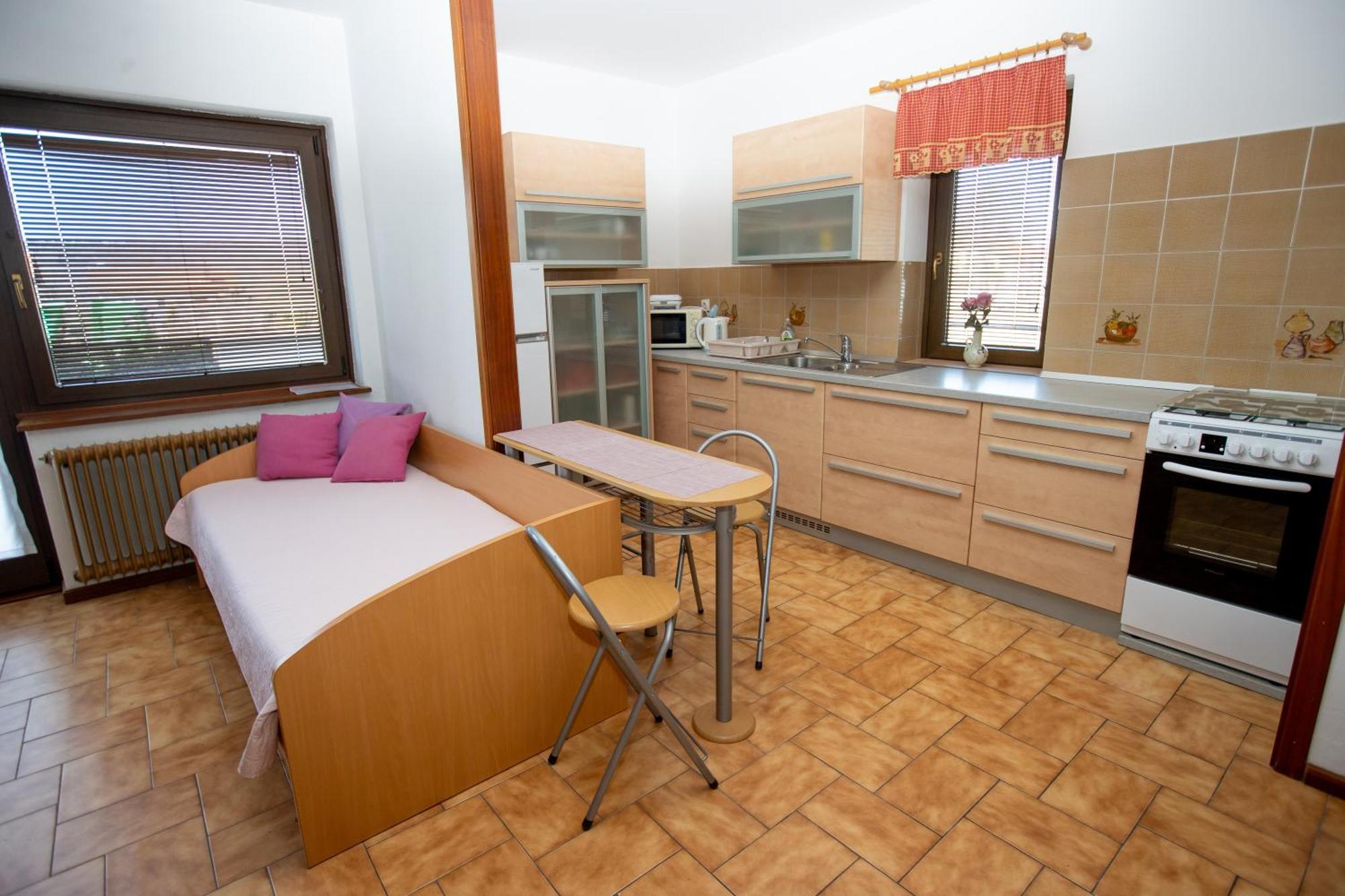 Guesthouse Sanabor ポストイナ エクステリア 写真