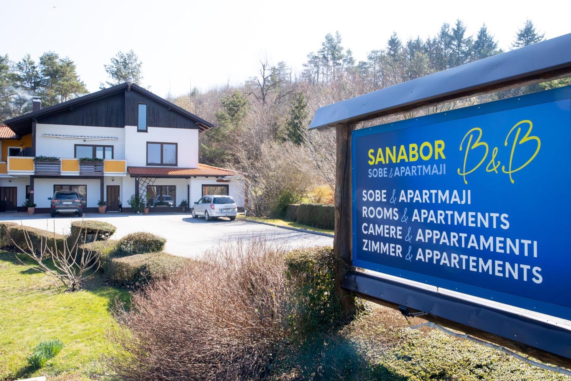 Guesthouse Sanabor ポストイナ エクステリア 写真
